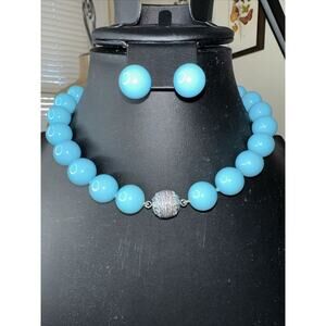 Set Turquoise Colored Lucite Bead Necklace Earrings Rhinestone Bead Closure
